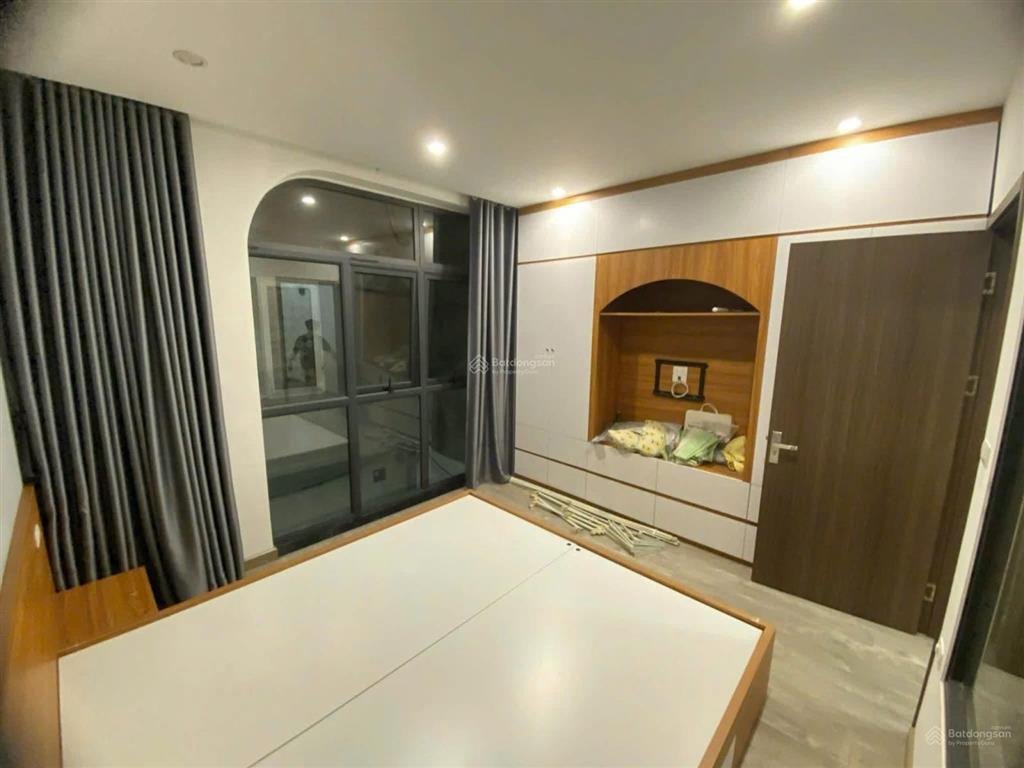 Bán căn góc tầng trung dt130m2 view thoáng mát tại goldmark city giá chỉ 8 tỷ