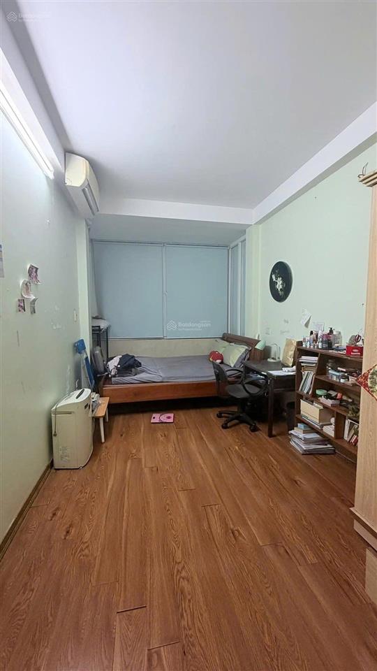 Cho thuê nhà ngõ viện máy, mai dịch 33m x 5t đủ đồ, đối diện dhqg hà nội