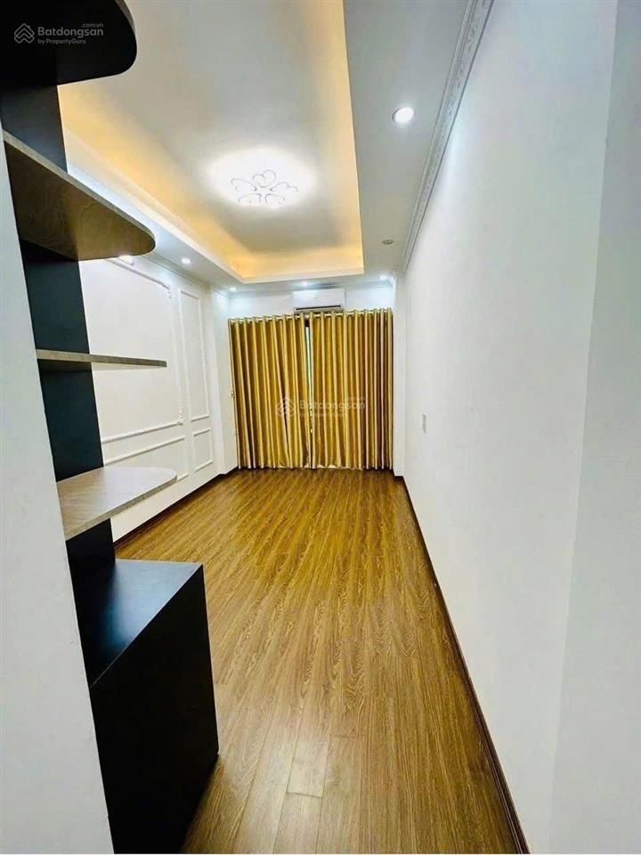 Nhà riêng nguyễn khánh toàn  quan hoa 35m x 5t full đồ, ở gđ giá 14tr/th