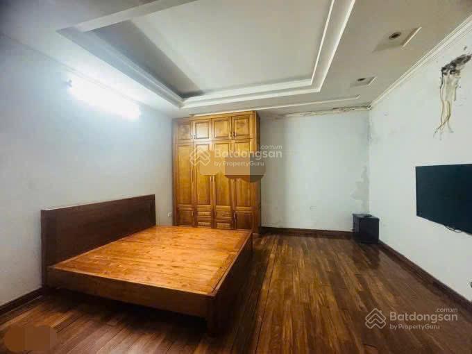 Cho thuê nr ngõ 68 cầu giấy 65m x 5t, 6pn ô tô đỗ cửa làm vp kết hợp ở