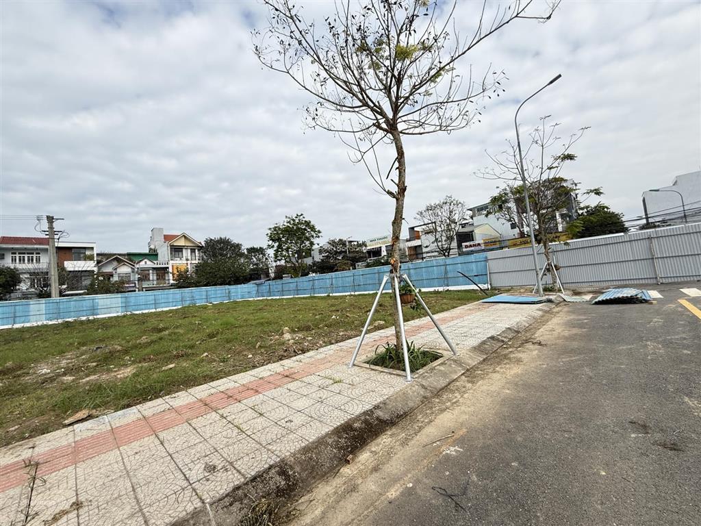 Bán nhà phố liền kề mt  hồ tùng mậu giá đầu tư chỉ 2,5 tỷ (25%) hỗ trợ vay ân hạn đến 18 tháng