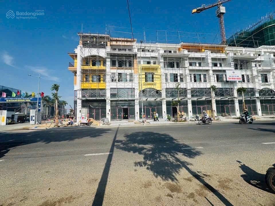 Sản phẩm nhà phố liền kề hiếm có tại trung tâm liên chiểu, bàn giao nhà 4,5 tầng