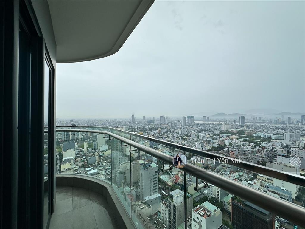 Nổi bật hiếm có căn góc 1pn view trọn vẹn sông hàn  biển mỹ khê, tầng cao nhất thị trường còn