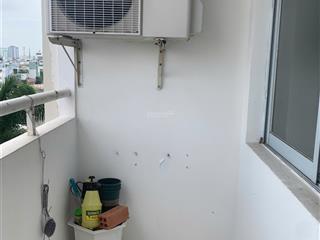 Cho thuê căn hộ 2pn 2wc chung cư sacomreal 584 có nội thất nhà mới sơn vào ở ngay.
