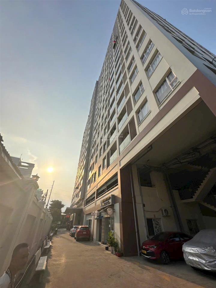 Cho thuê căn 2pn2wc chung cư hoa sen quận 11