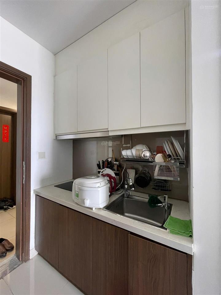 Cần bán căn hộ studio 23m2 view đông nam nhà full nt