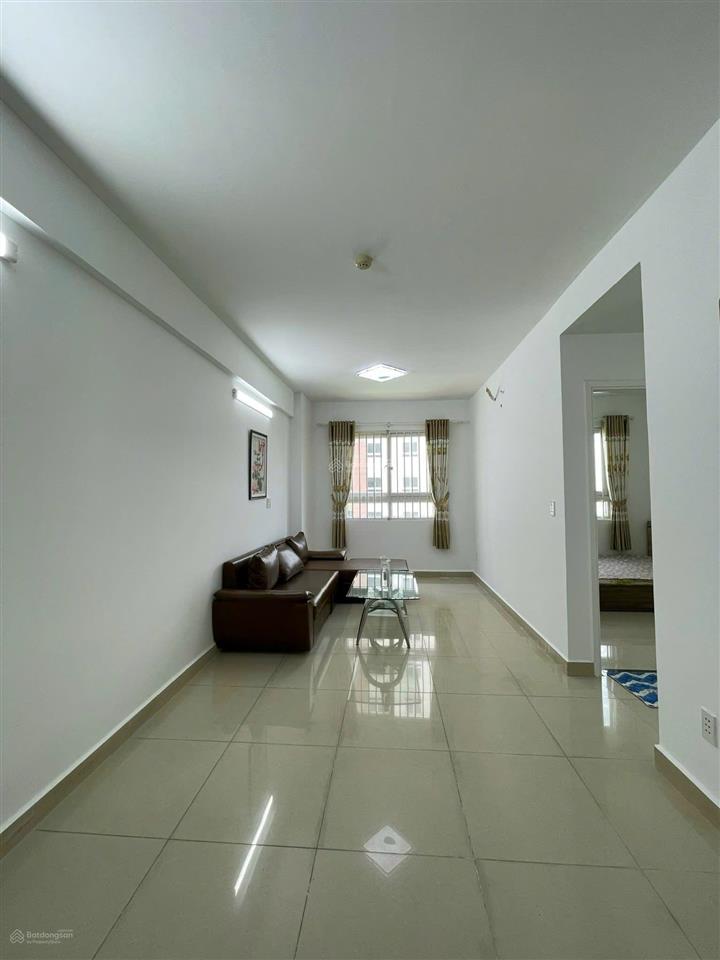 Cần bán căn góc 70m 2pn tặng kèm nt view đông nam giá chỉ 3 tỷ 5