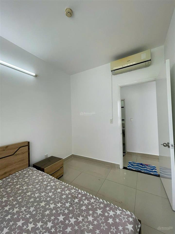 Cần bán căn góc 70m 2pn tặng kèm nt view đông nam giá chỉ 3 tỷ 5