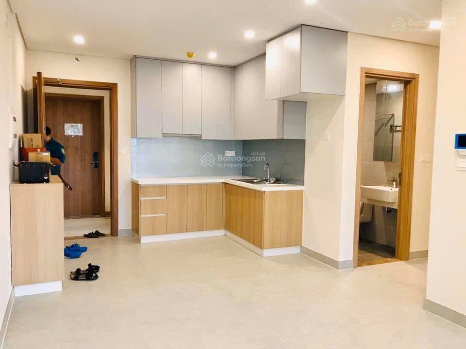 Bán căn hộ 58m 2pn 1wc lầu trung giá chỉ 4t450