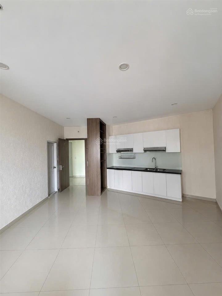 Chính chủ cần bán căn 74m², 2pn view đông nam giá chỉ 3t880
