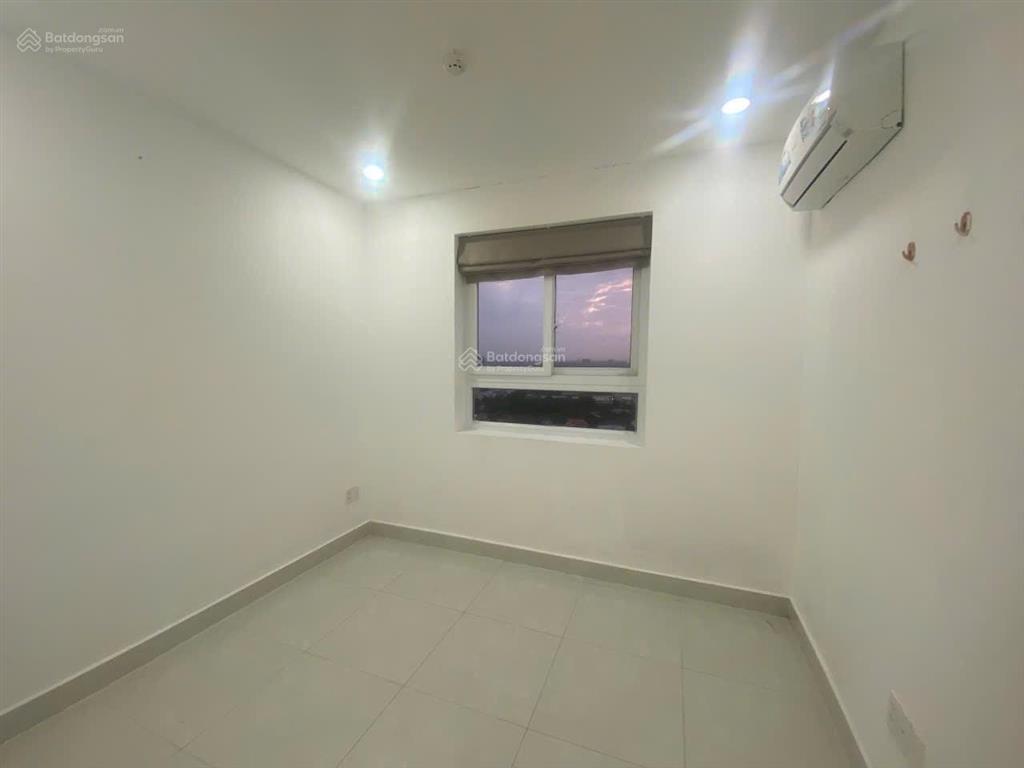 Bán căn hộ 71m 2pn có sổ giá chỉ 3t8 còn tl