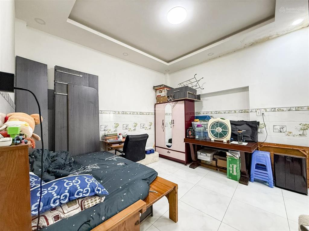 Cạnh quận 1  p.21, bình thạnh  gần mặt tiền  73m2 (5 x 14.5) a4  btct 3 tầng 3 phòng ngủ