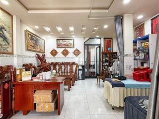 Cạnh quận 1  p.21, bình thạnh  gần mặt tiền  73m2 (5 x 14.5) a4  btct 3 tầng 3 phòng ngủ