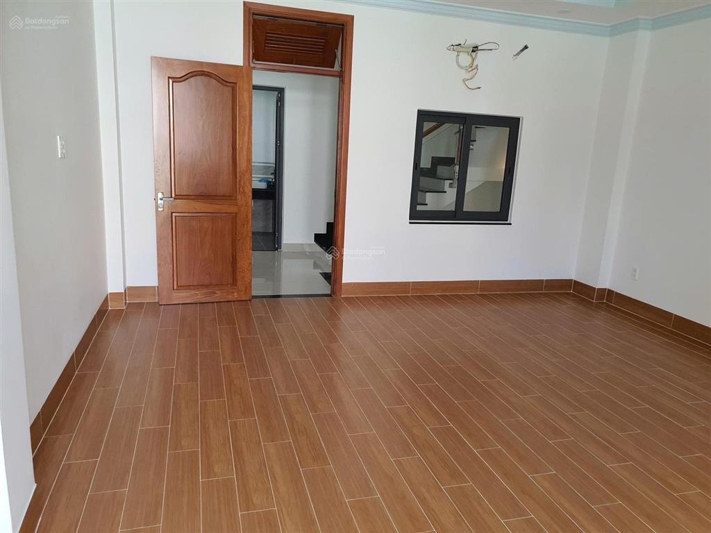 Lê quang định, bình thạnh  hẻm 1 trục 10m ra mặt tiền  55m2  btct 4 tầng