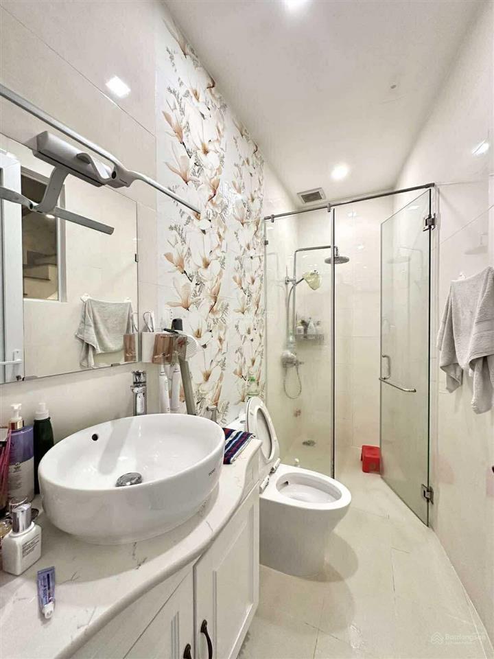 Bùi đình túy, bình thạnh  60m2 (4.6 x 13)  btct 4 tầng 4 phòng ngủ