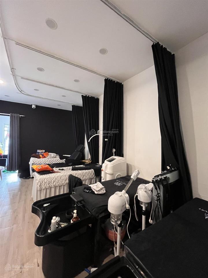 Nhà nguyên căn mặt tiền nguyễn tất thành, 100m2, 1 lầu để ở, kinh doanh spa, trưng bày, vp