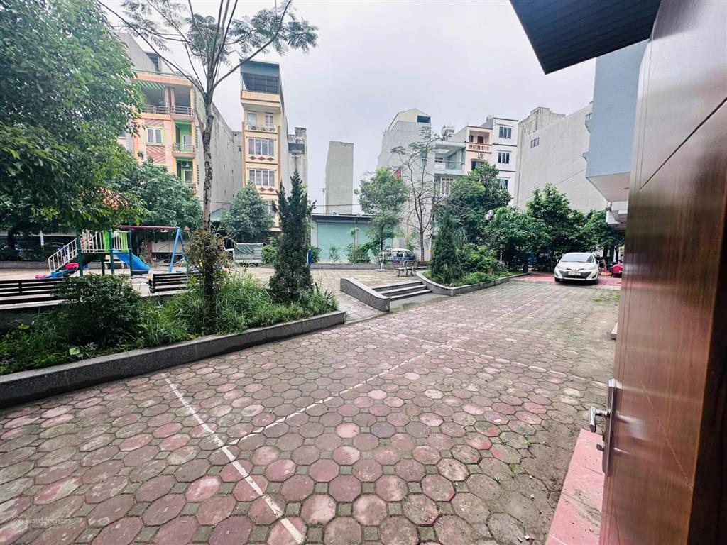 Chính chủ cho thuê nhà 2 mặt tiền  lai xá, hoài đức  120m2 thông sàn  giá 30tr  kinh doanh đỉnh