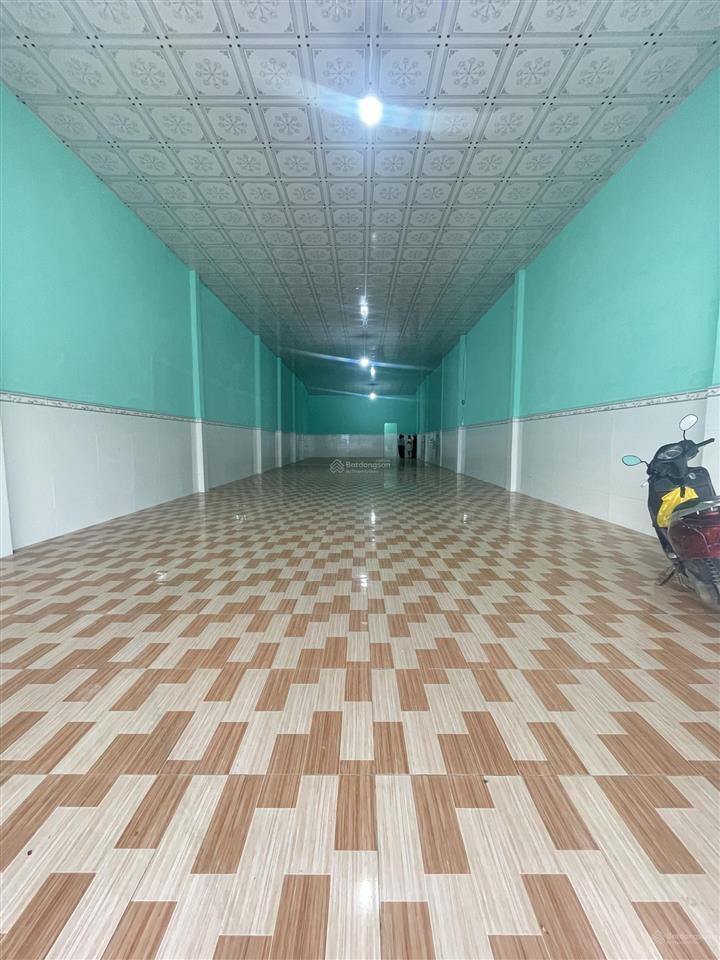 Cho thuê mbkd kho 230m2 bình chánh giáp bình tân giá 20 triệu