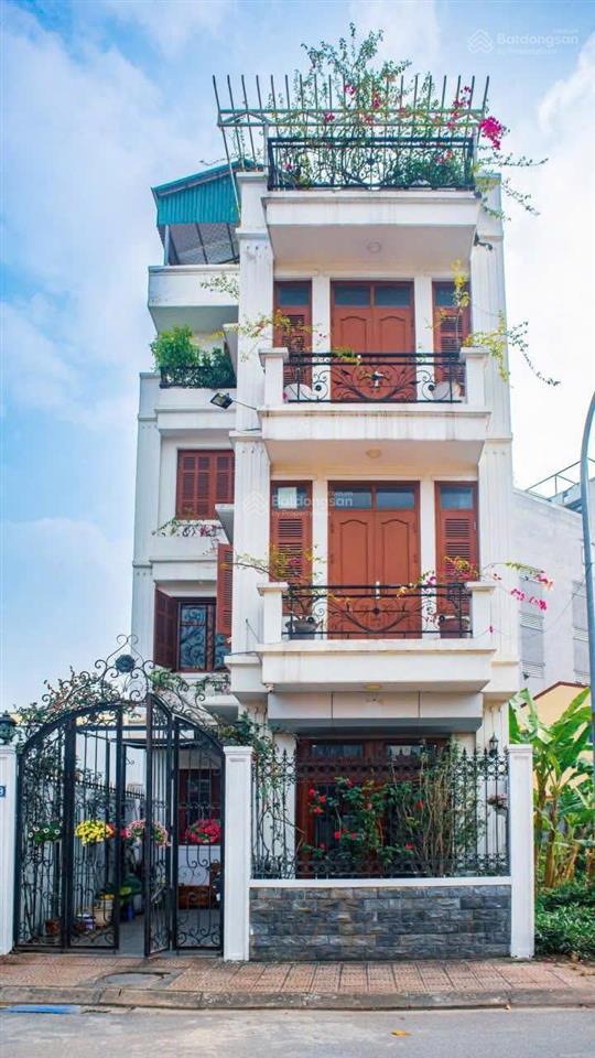 Hiếm, view hồ, plô, vỉa hè, ô tô tránh, kd, cự khối, bát khối, lb, dt 100 m, 5 t, mt 7 m, giá 20tỷ9