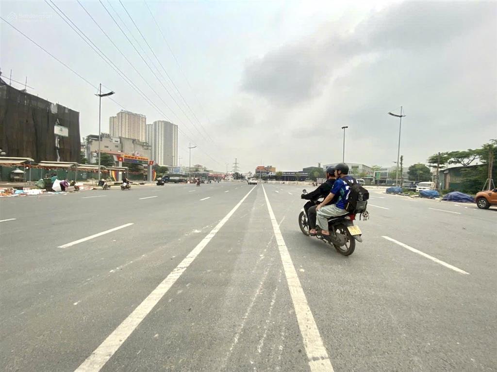 Bán kho, nhà xưởng tại xã lại yên, hoài đức, hà nội, giá 32 tỷ, 2000m2