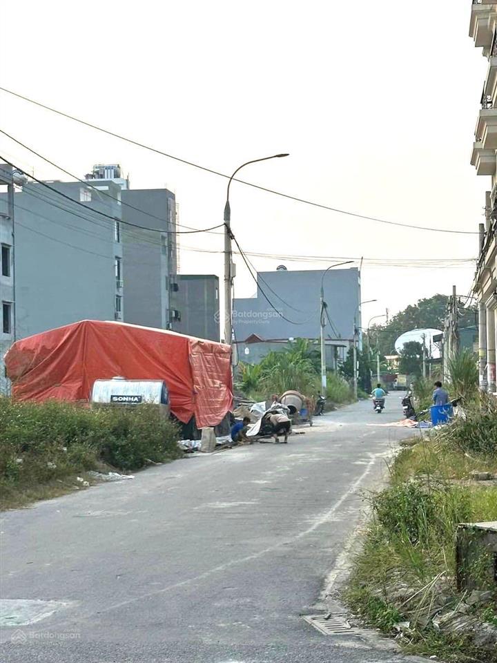 Bán đất dịch vụ bồ câu chiến sĩ lai xá, khu trường đại học thành đô kim chung, 72m2 giá 14.2tỷ