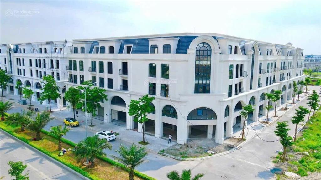 Bán liền kề 100m xây 4 tầng đường 30m giá 14,5 tỷ
