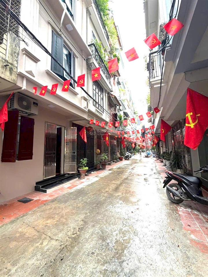 Bán đất đấu giá thị trấn trôi hđ 41m² giá 7,3 tỷ có rãnh thoáng phía sau