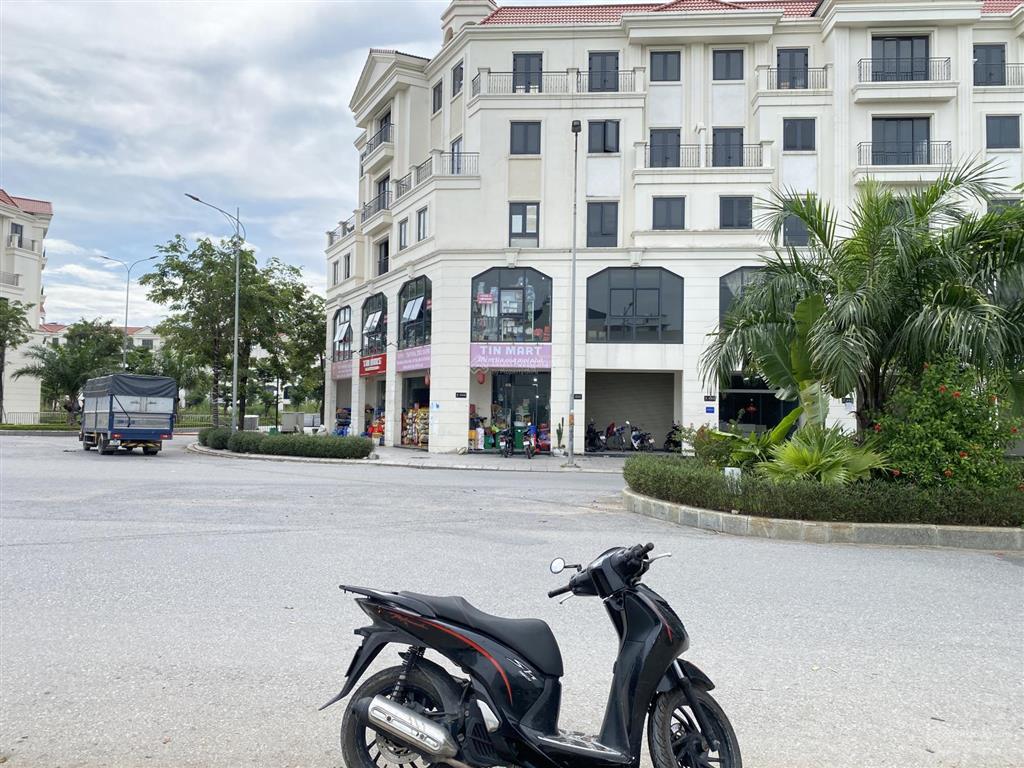 Cho thuê 57m2, 9pn, 5wc, 17 triệu tại lai xá, kim chung, hoài đức