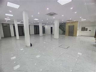 Cho thuê nhà kđt him lam vạn phúc, tố hữu, hà đông. dt 220m2, 6 tầng, mt 12m, thông sàn, thang máy