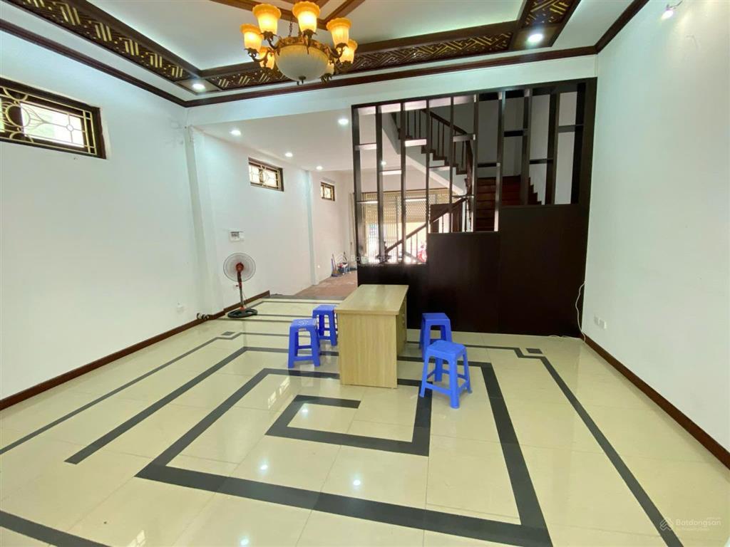 Chính chủ cho thuê nhà phố huy du, mỹ đình. dt 120m2, 5 tầng, lô góc, nhà mới đẹp, giá 45tr/thg