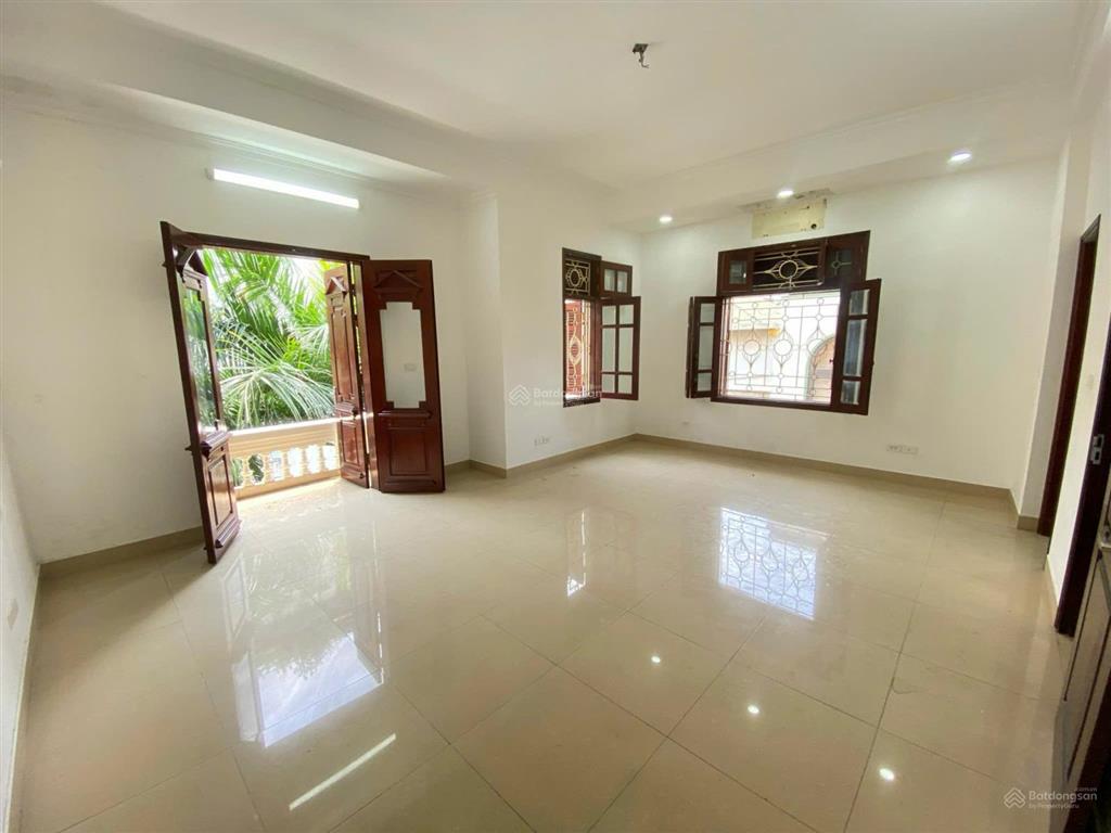 Chính chủ cho thuê nhà phố huy du, mỹ đình. dt 120m2, 5 tầng, lô góc, nhà mới đẹp, giá 45tr/thg