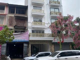 Cho thuê nhà mặt phố yên xá, tân triều 100m2, 6,5 tầng, mt 5m, thông sàn, thang máy, giá 45 triệu