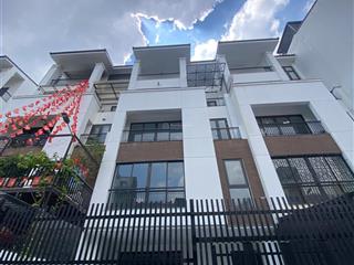 Cho thuê nhà liền kề kđt hoàng thành mỗ lao. dt 150m², 5 tầng, mt 7m, thang máy, giá 50tr/th