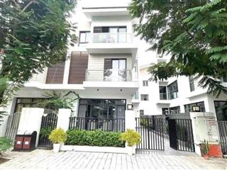 Cho thuê biệt thự an vượng kđt dương nội, hà đông 180m2, 3,5 tầng, full đh, nl, giá 35tr/th