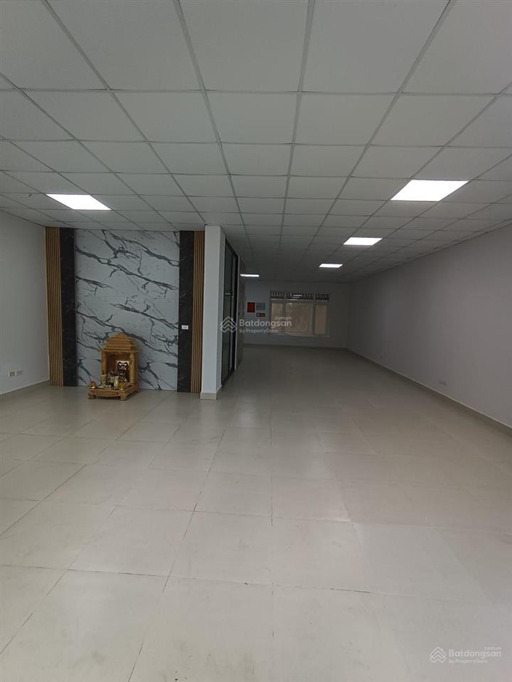 Cho thuê nhà khu a geleximco đại lộ thăng long 120m2, 5 tầng 1 hầm, đh, nl, thang máy, giá 50tr