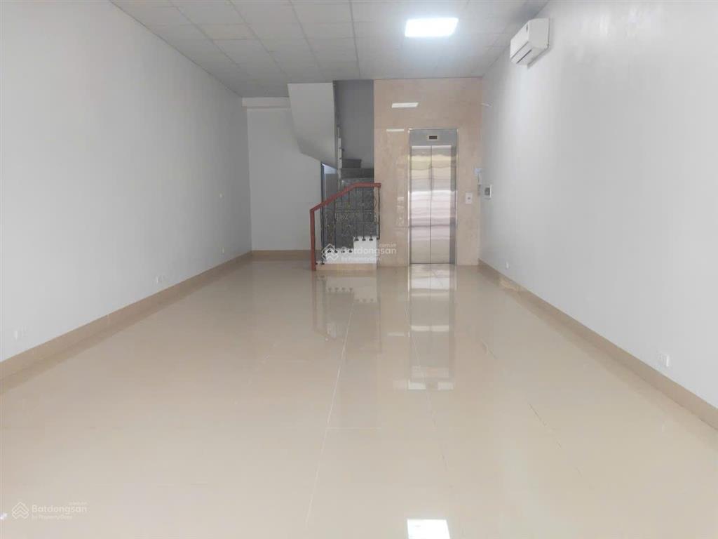 Cho thuê nhà liền kề kđt đại kim mới, nguyễn xiển. dt 75m2, 5 tầng, mt 5m, thang máy, giá 35tr/th