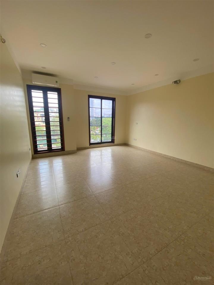 Cho thuê nhà liền kề kđt đại kim mới, nguyễn xiển. dt 75m2, 5 tầng, mt 5m, thang máy, giá 35tr/th