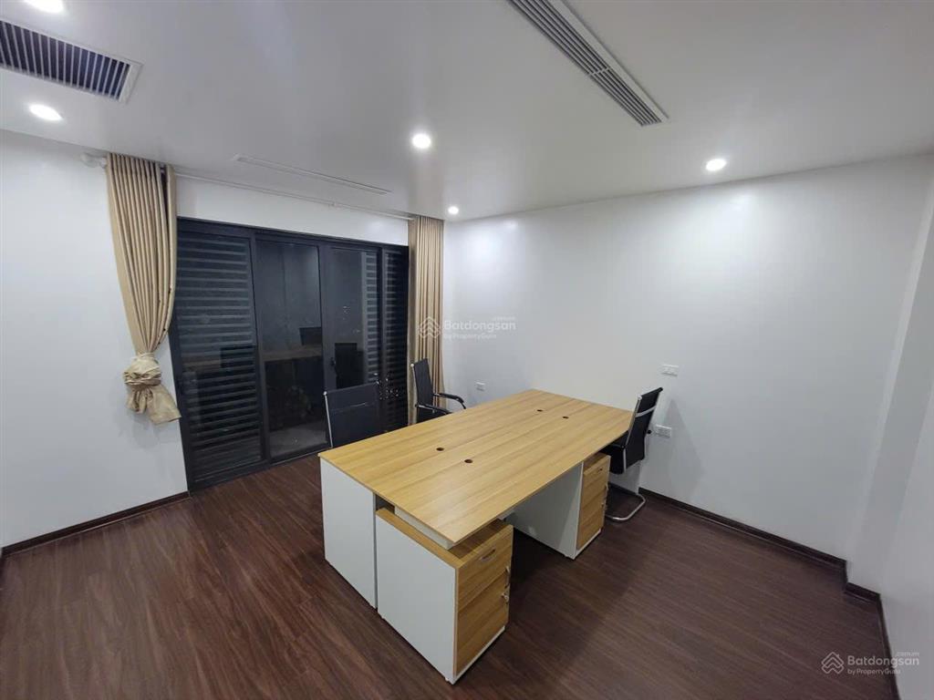 Cho thuê nhà liền kề kđt the eden rose, thanh liệt 132m², 3,5 tầng, mt 10m, nhà mới đẹp, giá 25tr