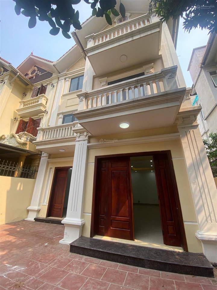 Cho thuê biệt thư kđt trung văn hancic, tố hữu. dt 165m2, 4 tầng, mt 10m, nhà mới đẹp, giá 36tr/th