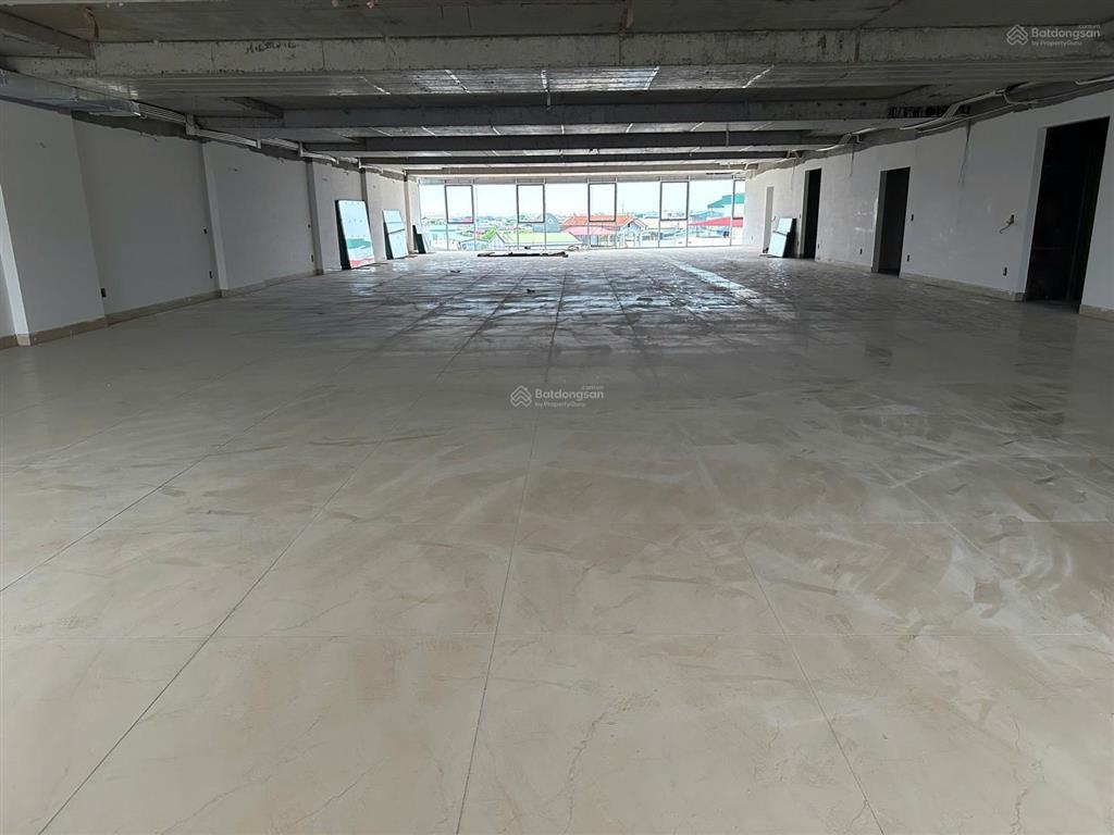 Cho thuê toà nhà mới 100% mp quang trung, hà đông 730m2, 9 tầng, 2 hầm, mt 20m, 3 thang máy, pccc