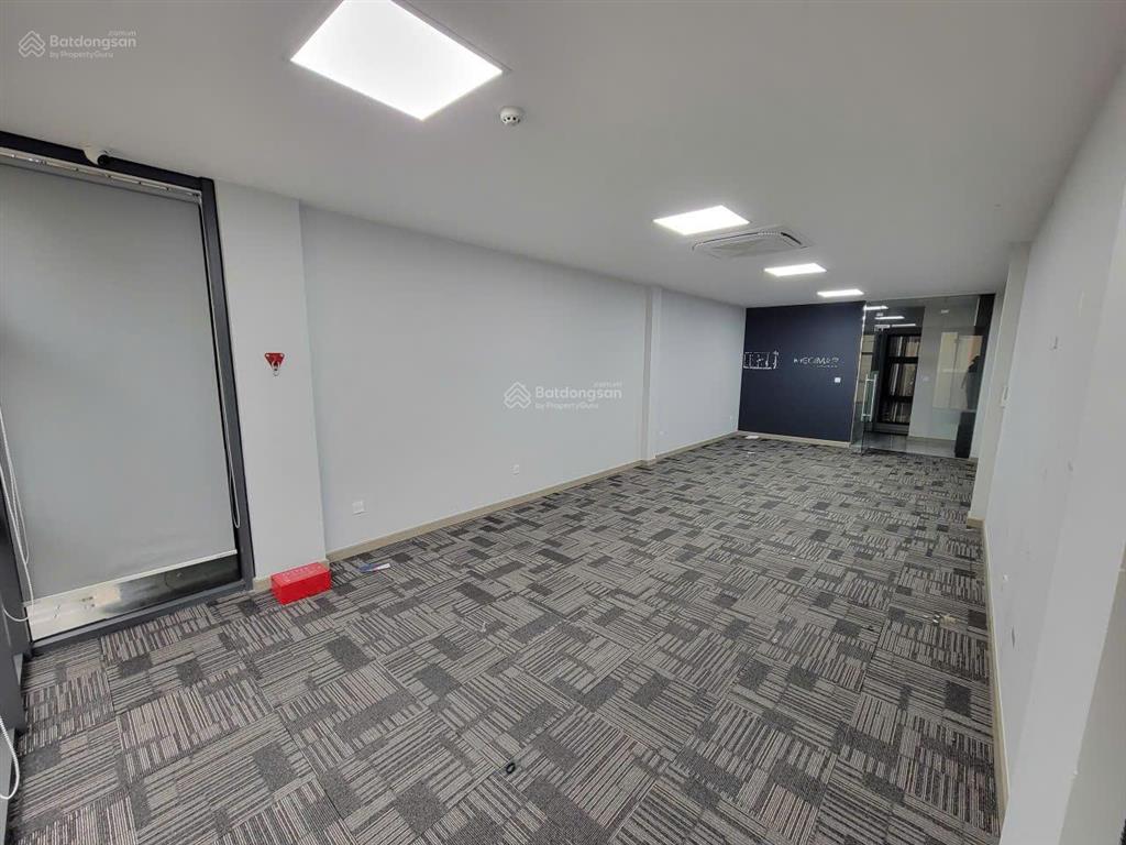 Cho thuê nhà ngõ khuất duy tiến 60m2, 6 tầng, thông sàn, full đh, nl, thang máy, giá 40tr/th