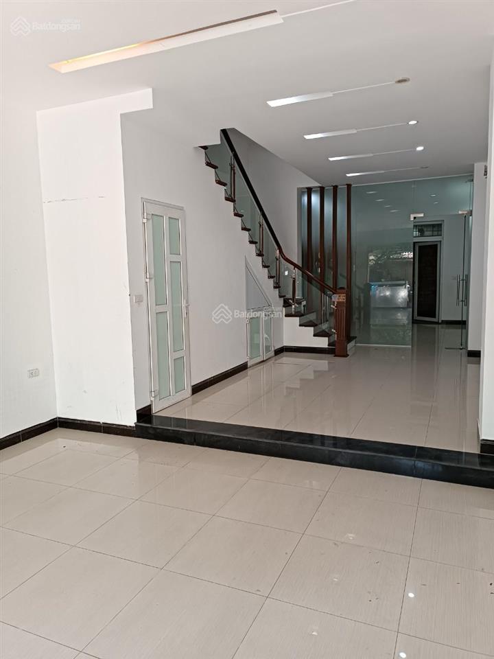 Cho thuê nhà làng việt kiều châu âumỗ laohà đông. dt 85m2, 4 tầng, mt 5m, nhà mới giá 28 triệu