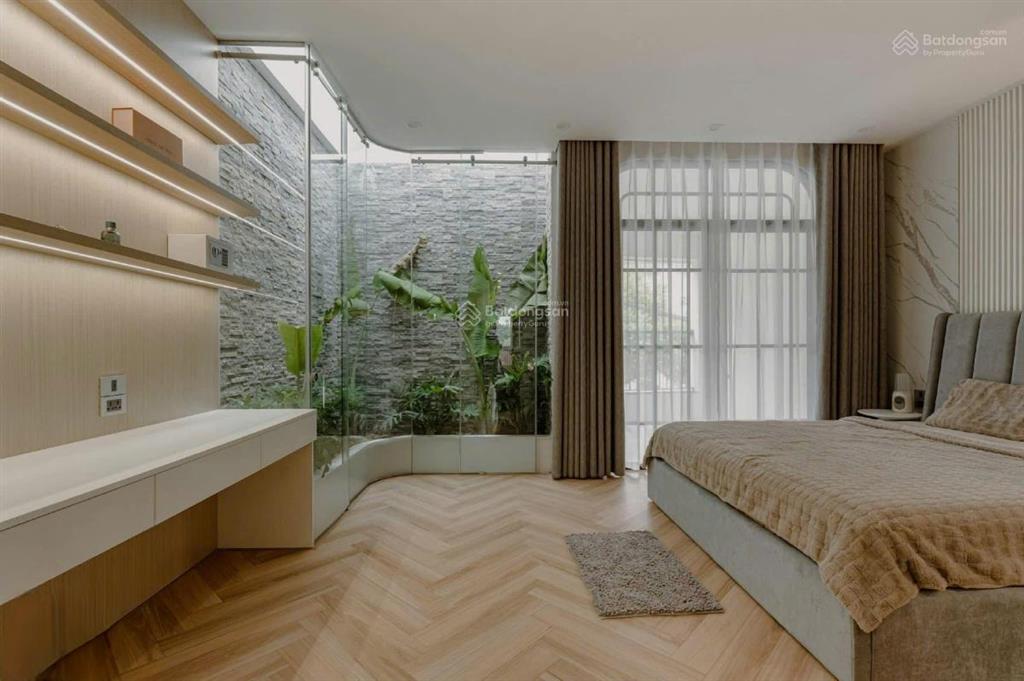 Đẹp quá, phố doãn kế thiện, mai dịch, ngõ rộng 3m, vf3 qua nhà, 40m ra oto tránh, 38m2x5t