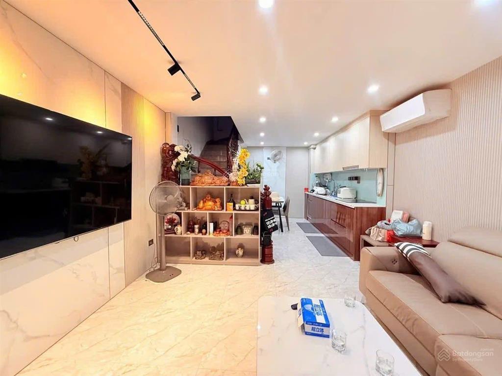 Giá tốt! phố hồ tùng mậu, gần phố, ngõ thông kinh doanh, dân xây 2 mặt thoáng, 42m2x5t