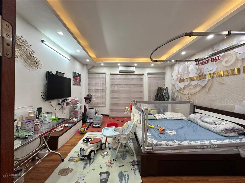 Đẹp quá, phố vĩnh phúc, ba đình, ngõ thông, ba gác tránh, gần oto, dân dây kiên cố, 38m2x5t