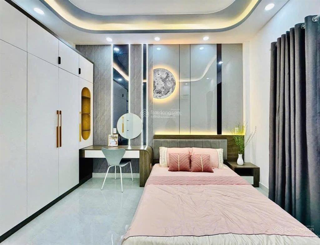 Giá hời! phố trần quốc vượng, ôtô gần, ngõ kinh doanh, dân xây, ở cực thoáng, sân xe riêng, dt 40m2