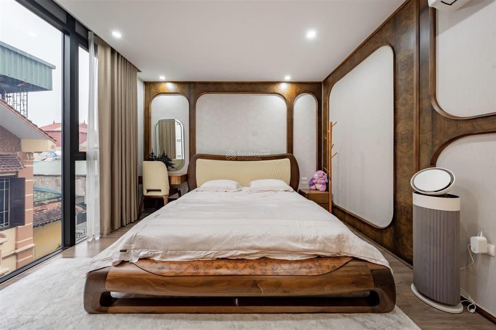 Bán nhà hxh bàu cát, phường 11, tân bình (4,5x25m) 5 tầng 9pn thang máy chỉ hơn 13 tỷ