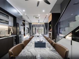 **bán nhà hẻm xe hơi 373 lý thường kiệt, quận tân bình (5,5*10m)  4 tầng