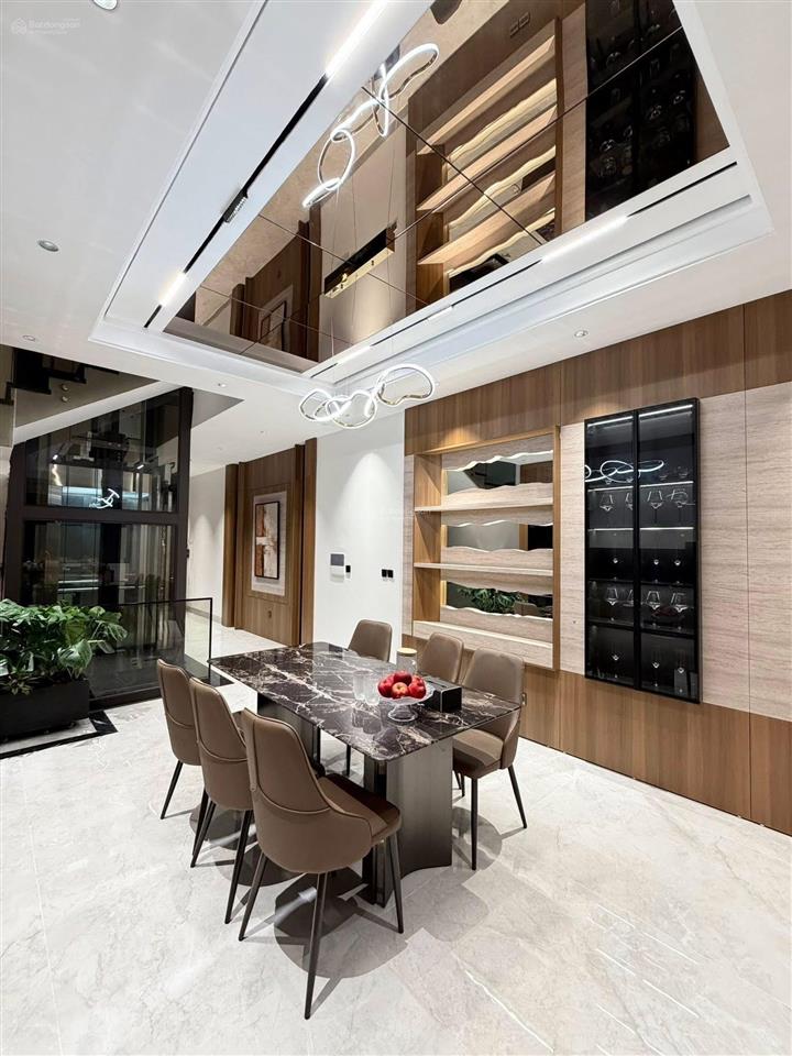 Bán nhà hẻm hoàng văn thụ, phường 4 tân bình (4,5*16,5) chỉ 9,5 tỷ gần nhà hàng adora, sân bay