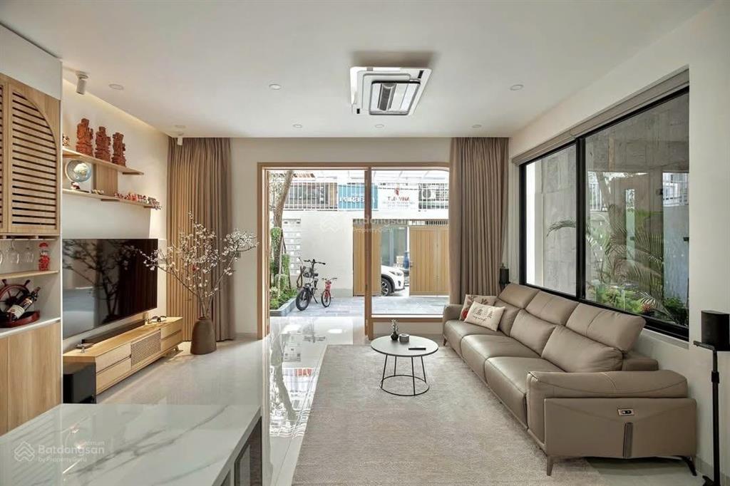 **bán nhà góc 2mt kim cương hxh 305 lê văn sỹ, phường 1 tân bình (5*15,7) 5 tầng